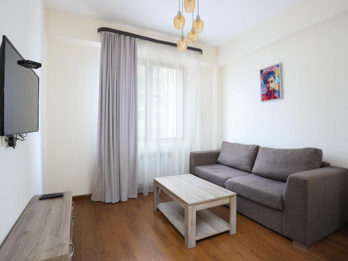 Stay Inn-Apartments On Buzand 17 يريفان المظهر الخارجي الصورة