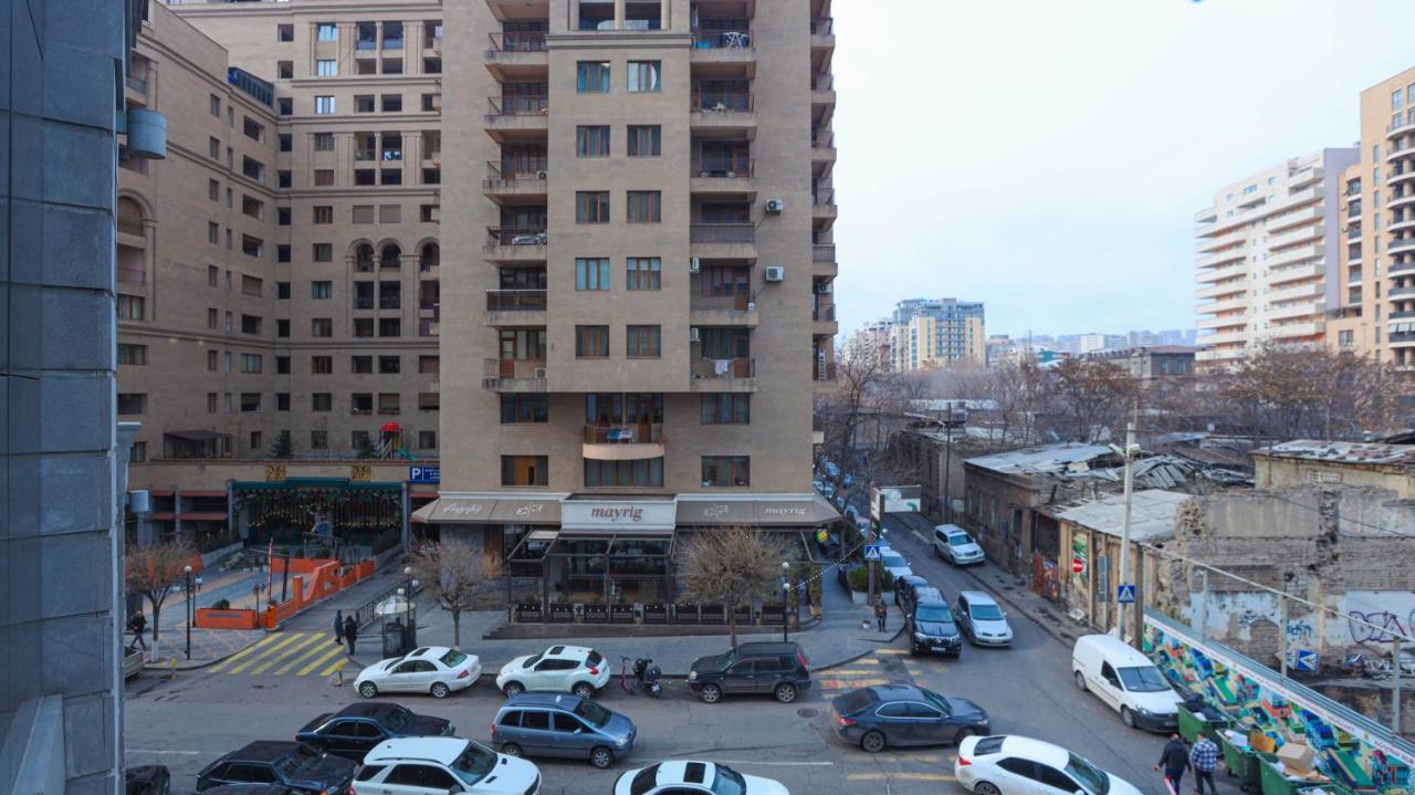 Stay Inn-Apartments On Buzand 17 يريفان المظهر الخارجي الصورة